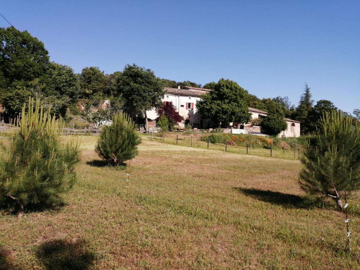 Gites La Ferme Accrochee A La Colline لاغورس المظهر الخارجي الصورة